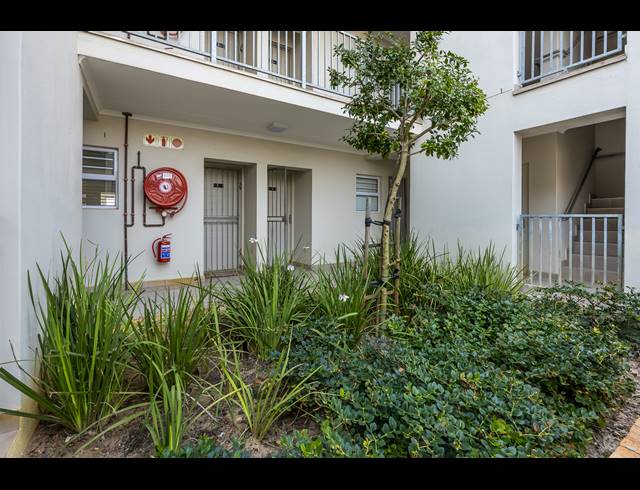 2 BEDROOM APARTMENT FOR SALE IN LANGEBERG RIDGE